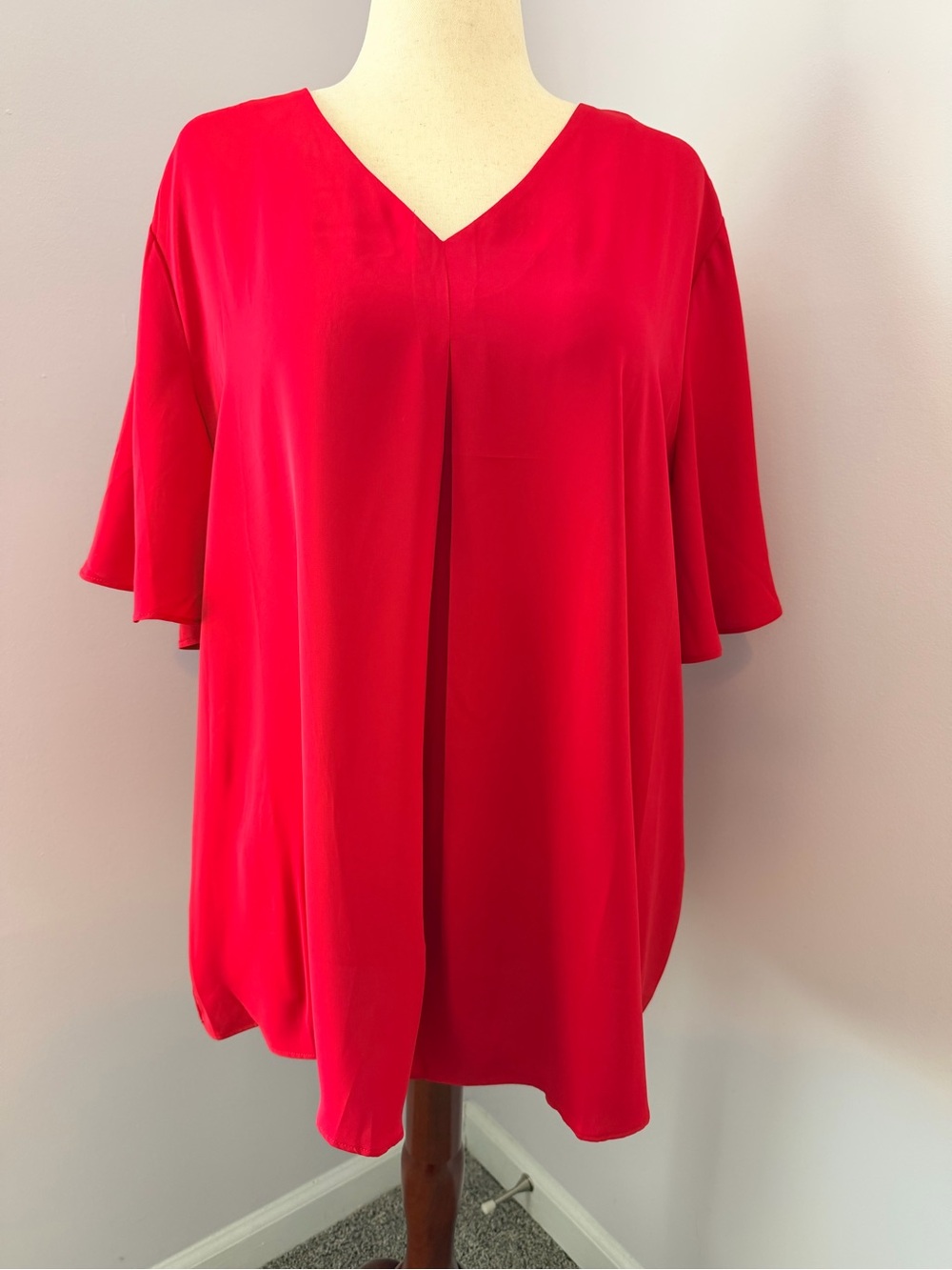 Red V-Neck Flutter Sleeve Women's Top - NWT 3X